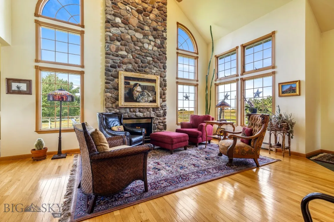 11400 Gooch Hill Road, Gallatin Gateway, Montana 5, Gallatin Gateway, Montana 59730, 3 Bedrooms Bedrooms, ,2 BathroomsBathrooms,Residential,For Sale,11400 Gooch Hill Road, Gallatin Gateway, Montana 5,0,405487