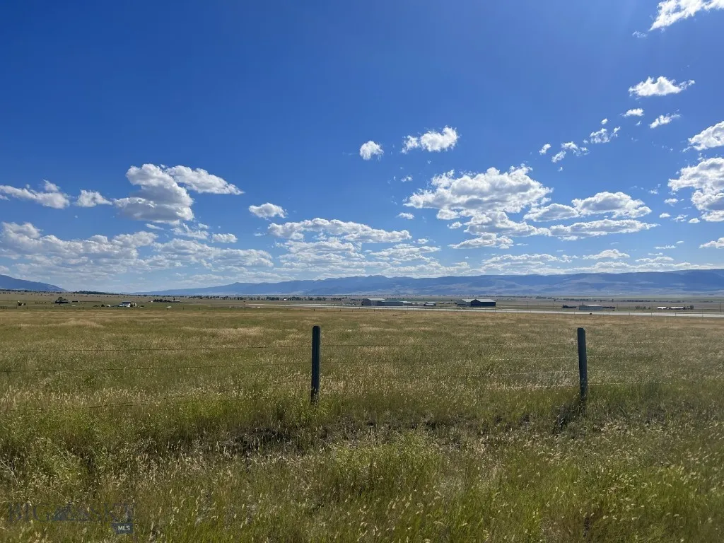 Big Sky country .