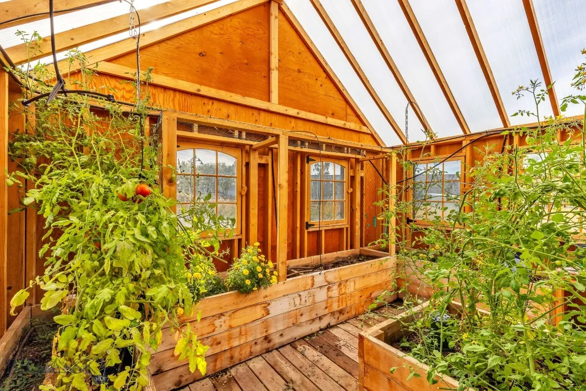 2399 Central Park Road, Belgrade, Montana 59714, Belgrade, Montana 59714, 3 Bedrooms Bedrooms, ,2 BathroomsBathrooms,Residential,For Sale,2399 Central Park Road, Belgrade, Montana 59714,0,403495