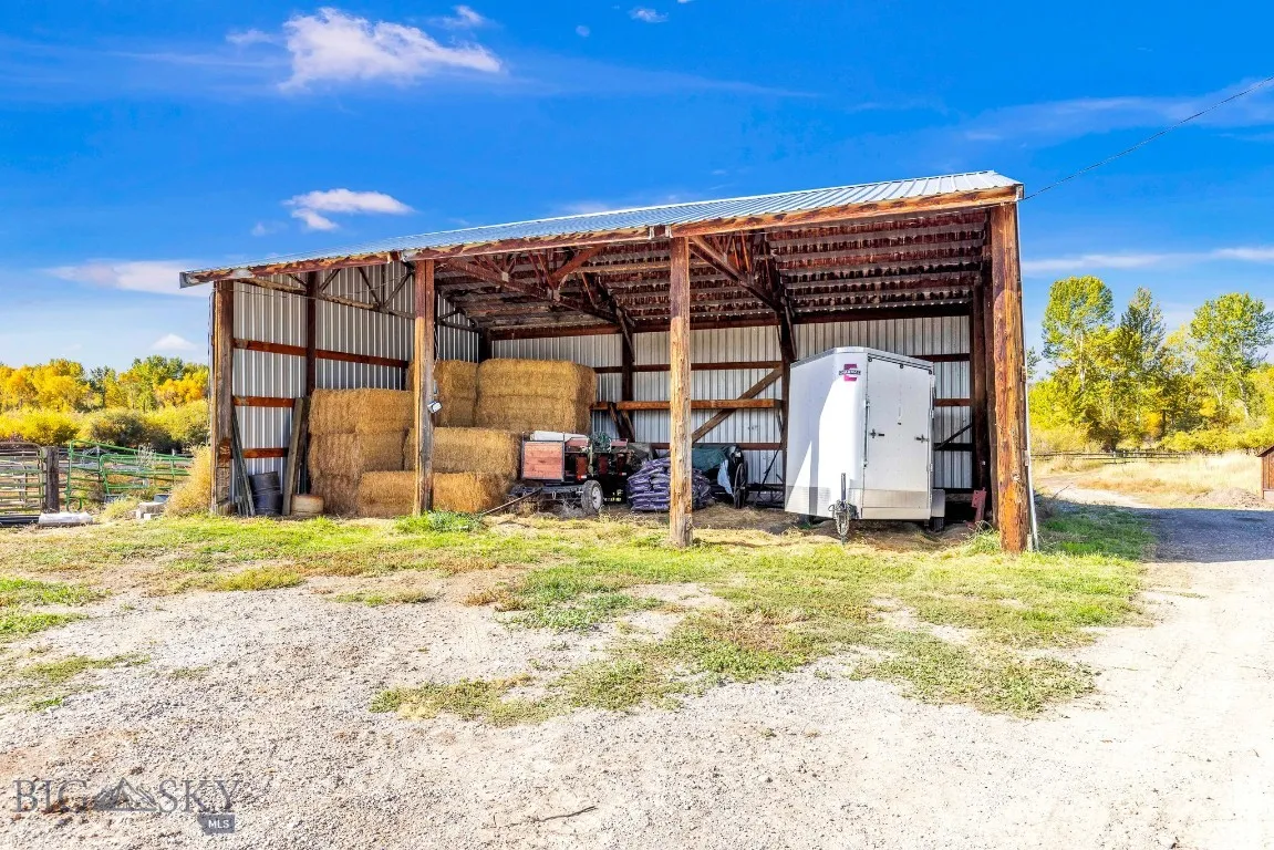 2399 Central Park Road, Belgrade, Montana 59714, Belgrade, Montana 59714, 3 Bedrooms Bedrooms, ,2 BathroomsBathrooms,Residential,For Sale,2399 Central Park Road, Belgrade, Montana 59714,0,403495