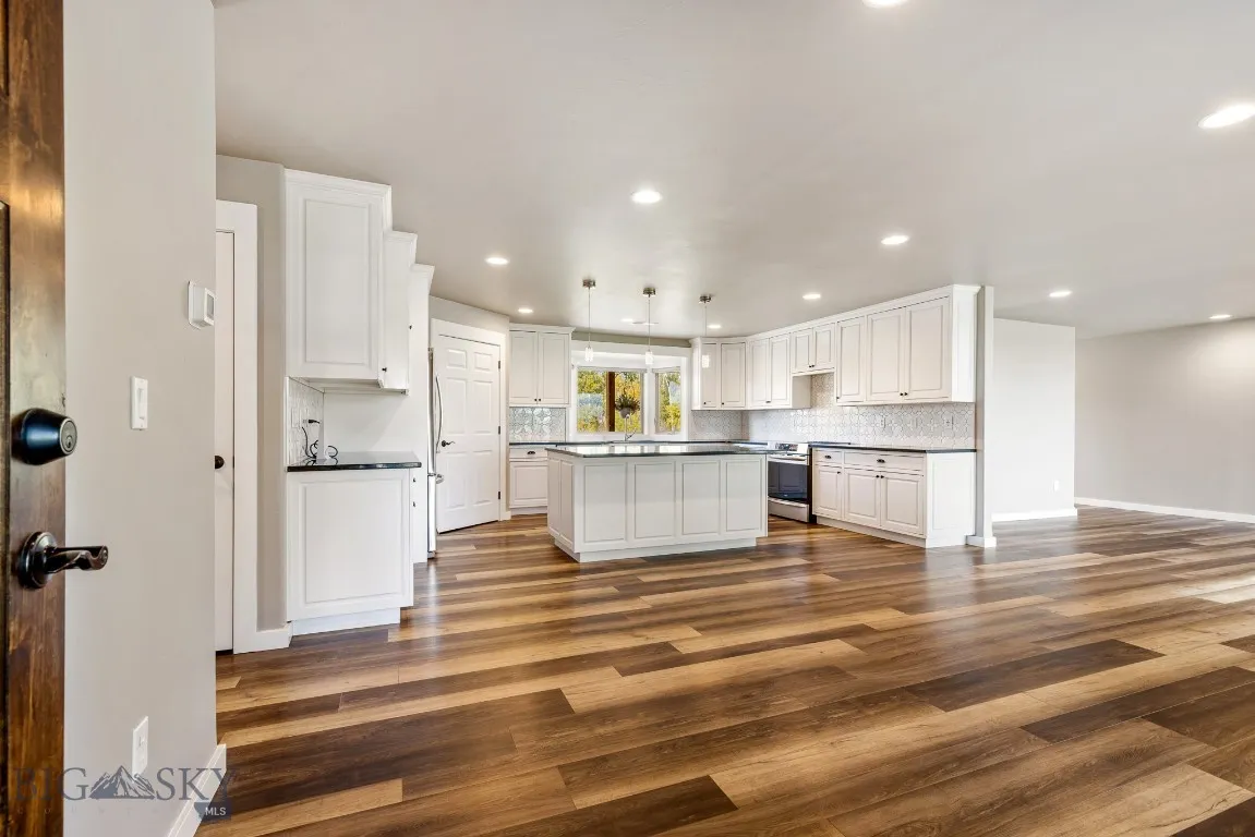 2399 Central Park Road, Belgrade, Montana 59714, Belgrade, Montana 59714, 3 Bedrooms Bedrooms, ,2 BathroomsBathrooms,Residential,For Sale,2399 Central Park Road, Belgrade, Montana 59714,0,403495