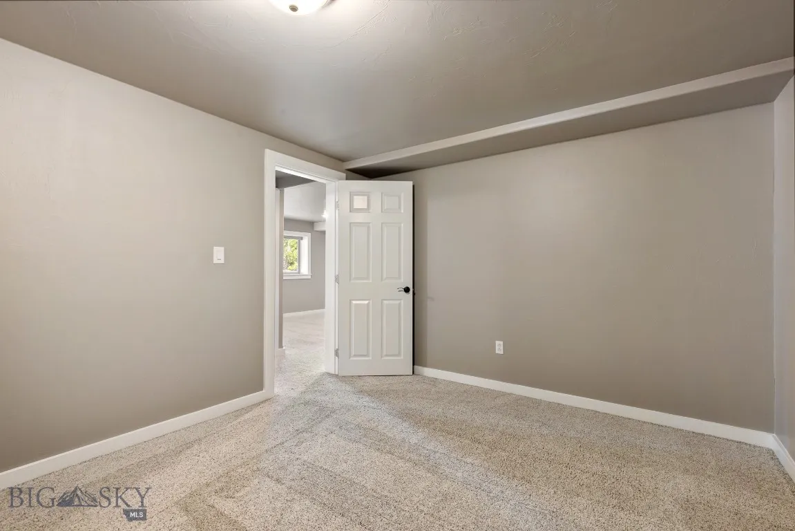 Extra Bedroom/no closet