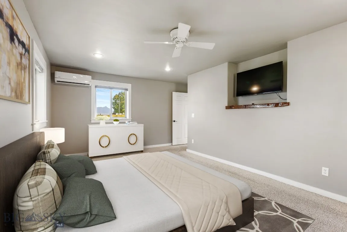 Virtually Staged Primary