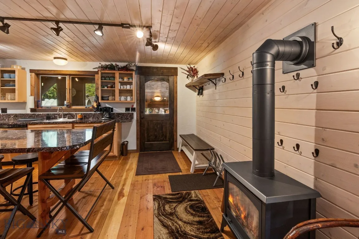 708 Us Highway 212 W, Cooke City, Montana 59020, Cooke City, Montana 59020, ,Residential Income,For Sale,708 Us Highway 212 W, Cooke City, Montana 59020,0,406244