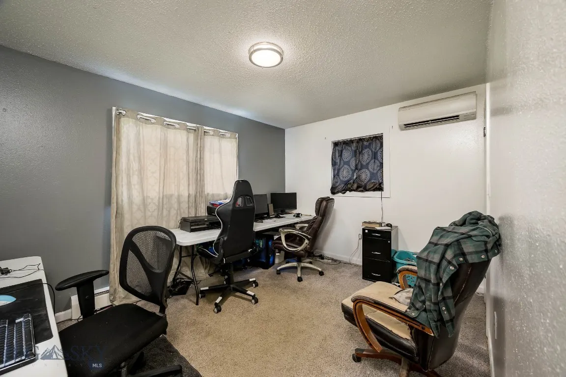 Billings, Montana 59105, 4 Bedrooms Bedrooms, ,2 BathroomsBathrooms,Residential,For Sale,0,406197