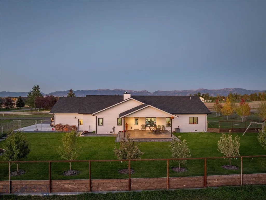 4533 Linney Road 4565 + 4455, Bozeman, Montana 597, Bozeman, Montana 59718, 3 Bedrooms Bedrooms, ,2 BathroomsBathrooms,Residential,For Sale,4533 Linney Road 4565 + 4455, Bozeman, Montana 597,0,405683