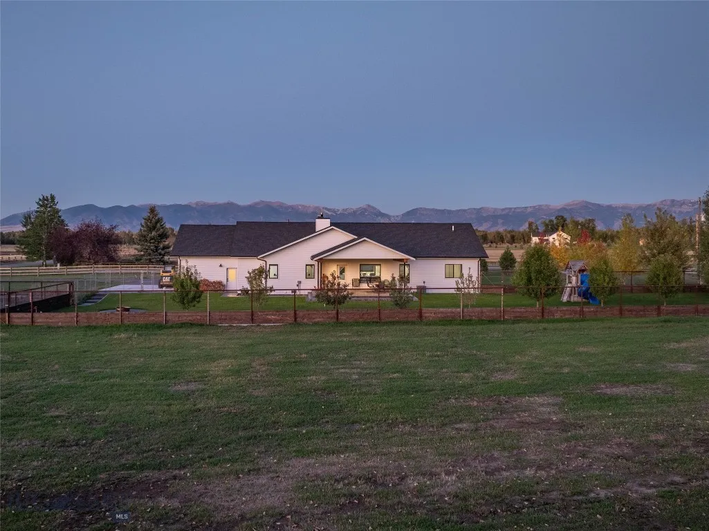 4533 Linney Road 4565 + 4455, Bozeman, Montana 597, Bozeman, Montana 59718, 3 Bedrooms Bedrooms, ,2 BathroomsBathrooms,Residential,For Sale,4533 Linney Road 4565 + 4455, Bozeman, Montana 597,0,405683