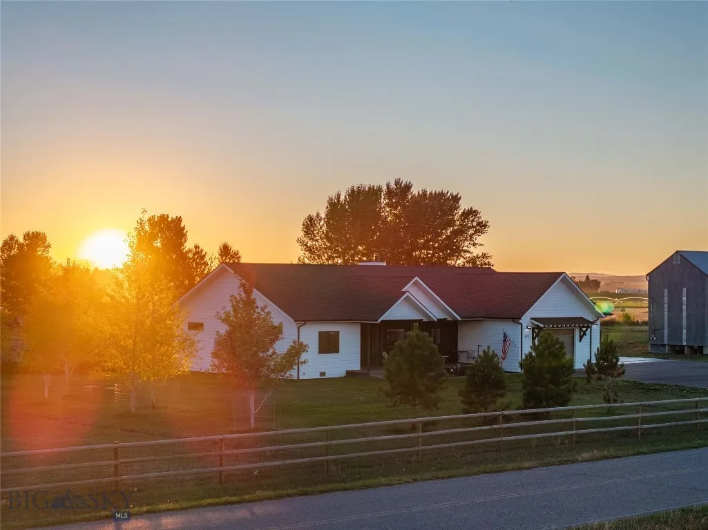 4533 Linney Road 4565 + 4455, Bozeman, Montana 597, Bozeman, Montana 59718, 3 Bedrooms Bedrooms, ,2 BathroomsBathrooms,Residential,For Sale,4533 Linney Road 4565 + 4455, Bozeman, Montana 597,0,405683