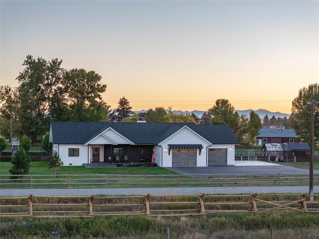 4533 Linney Road 4565 + 4455, Bozeman, Montana 597, Bozeman, Montana 59718, 3 Bedrooms Bedrooms, ,2 BathroomsBathrooms,Residential,For Sale,4533 Linney Road 4565 + 4455, Bozeman, Montana 597,0,405683