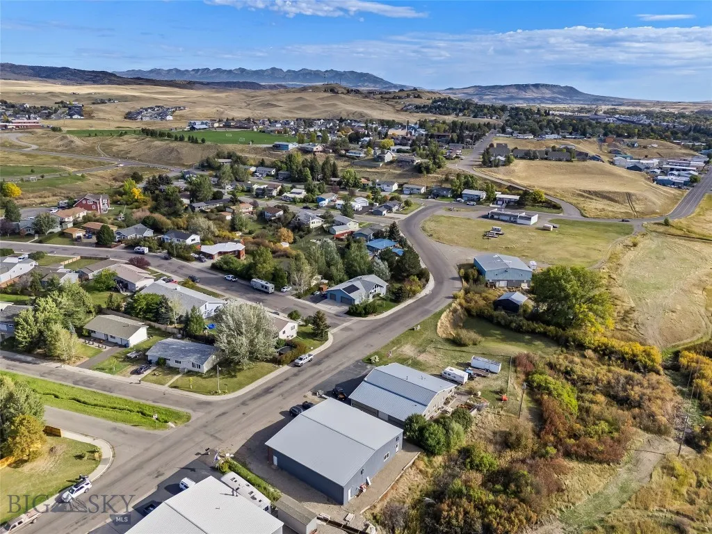 1801 Sun Avenue, Livingston, Montana 59047, Livingston, Montana 59047, 3 Bedrooms Bedrooms, ,1 BathroomBathrooms,Residential,For Sale,1801 Sun Avenue, Livingston, Montana 59047,0,406178