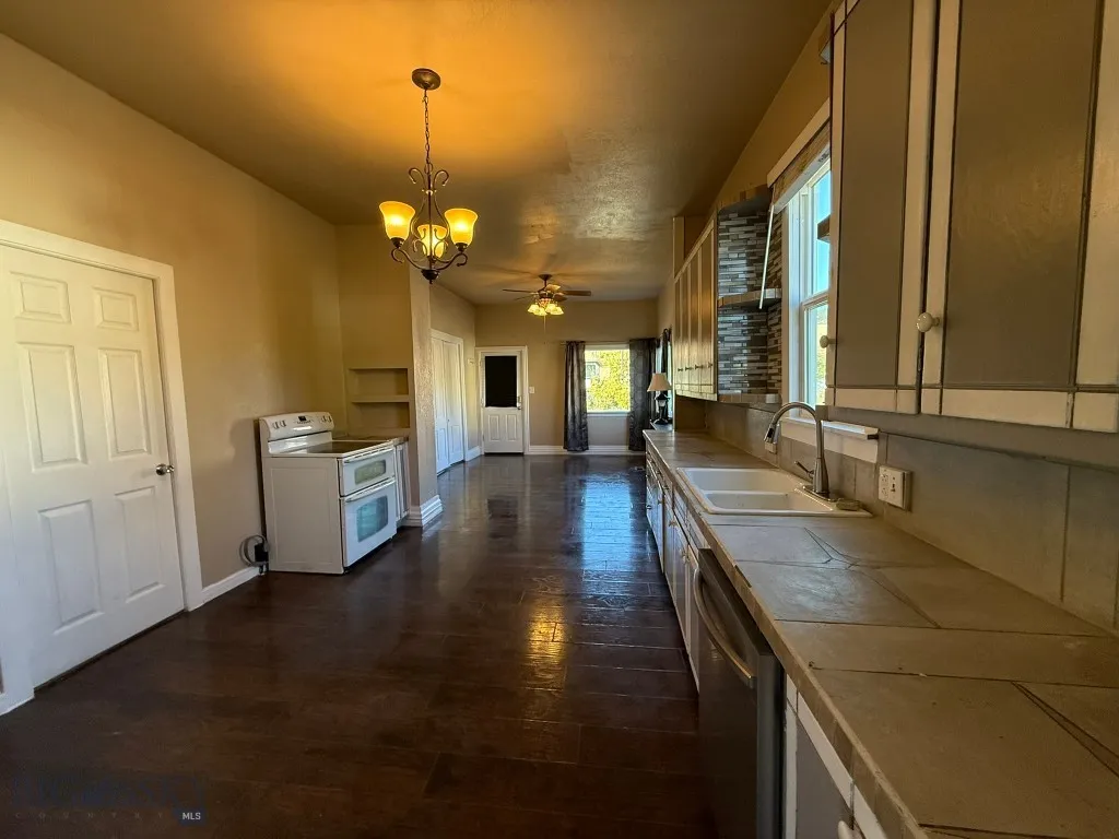 2526 Pine, Butte, Montana 59701, Butte, Montana 59701, 3 Bedrooms Bedrooms, ,1 BathroomBathrooms,Residential,For Sale,2526 Pine, Butte, Montana 59701,0,406272