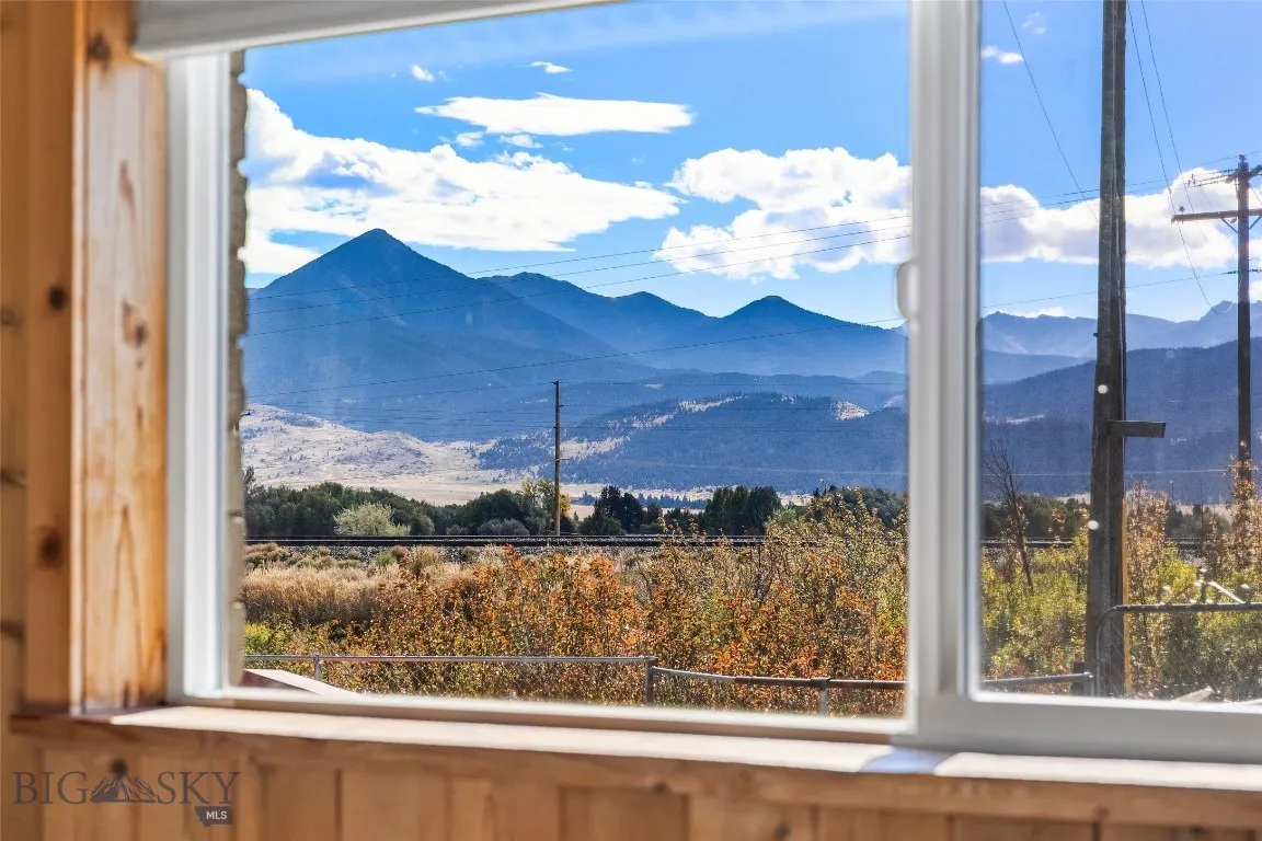 1801 Sun Avenue, Livingston, Montana 59047, Livingston, Montana 59047, ,Commercial Sale,For Sale,1801 Sun Avenue, Livingston, Montana 59047,0,406291