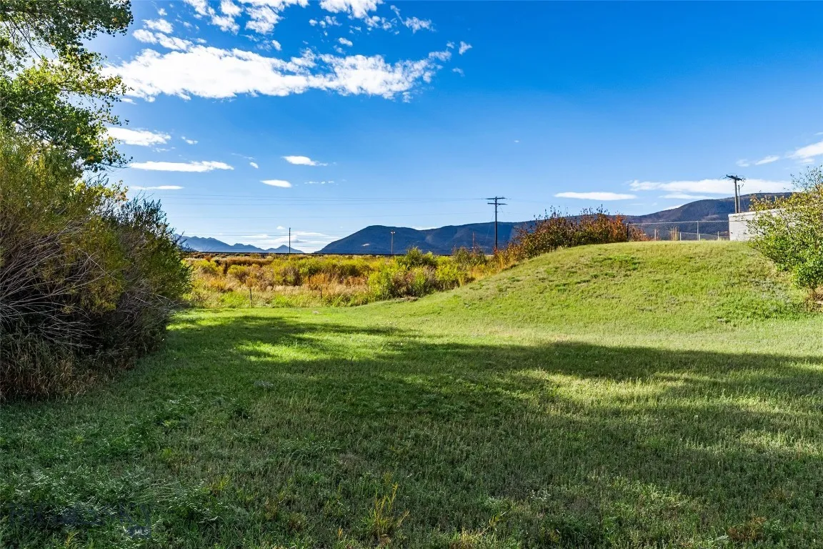 1801 Sun Avenue, Livingston, Montana 59047, Livingston, Montana 59047, ,Commercial Sale,For Sale,1801 Sun Avenue, Livingston, Montana 59047,0,406291