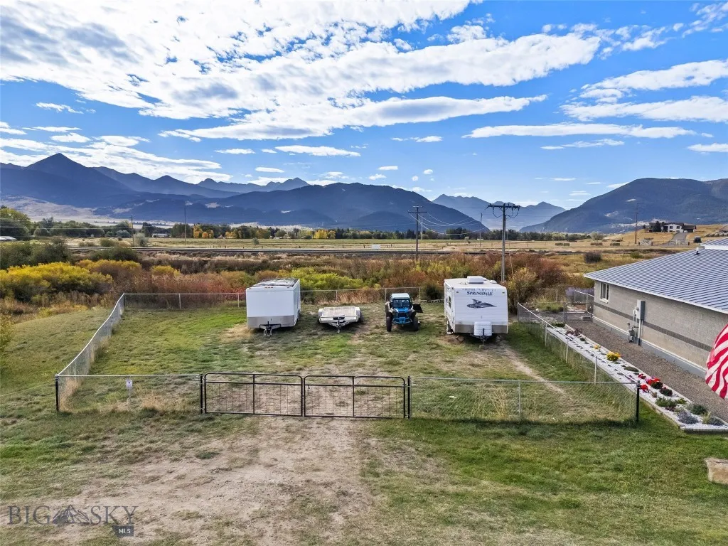1801 Sun Avenue, Livingston, Montana 59047, Livingston, Montana 59047, ,Commercial Sale,For Sale,1801 Sun Avenue, Livingston, Montana 59047,0,406291