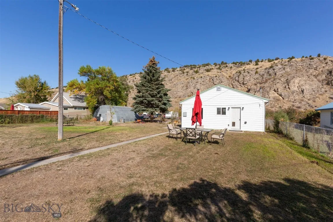 11120 River, Manhattan, Montana 59741, Manhattan, Montana 59741, 2 Bedrooms Bedrooms, ,1 BathroomBathrooms,Residential,For Sale,11120 River, Manhattan, Montana 59741,0,406299