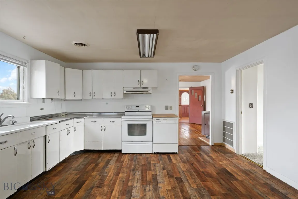 116 N Norris Avenue, Anaconda, Montana 59711, Anaconda, Montana 59711, 3 Bedrooms Bedrooms, ,1 BathroomBathrooms,Residential,For Sale,116 N Norris Avenue, Anaconda, Montana 59711,0,406406