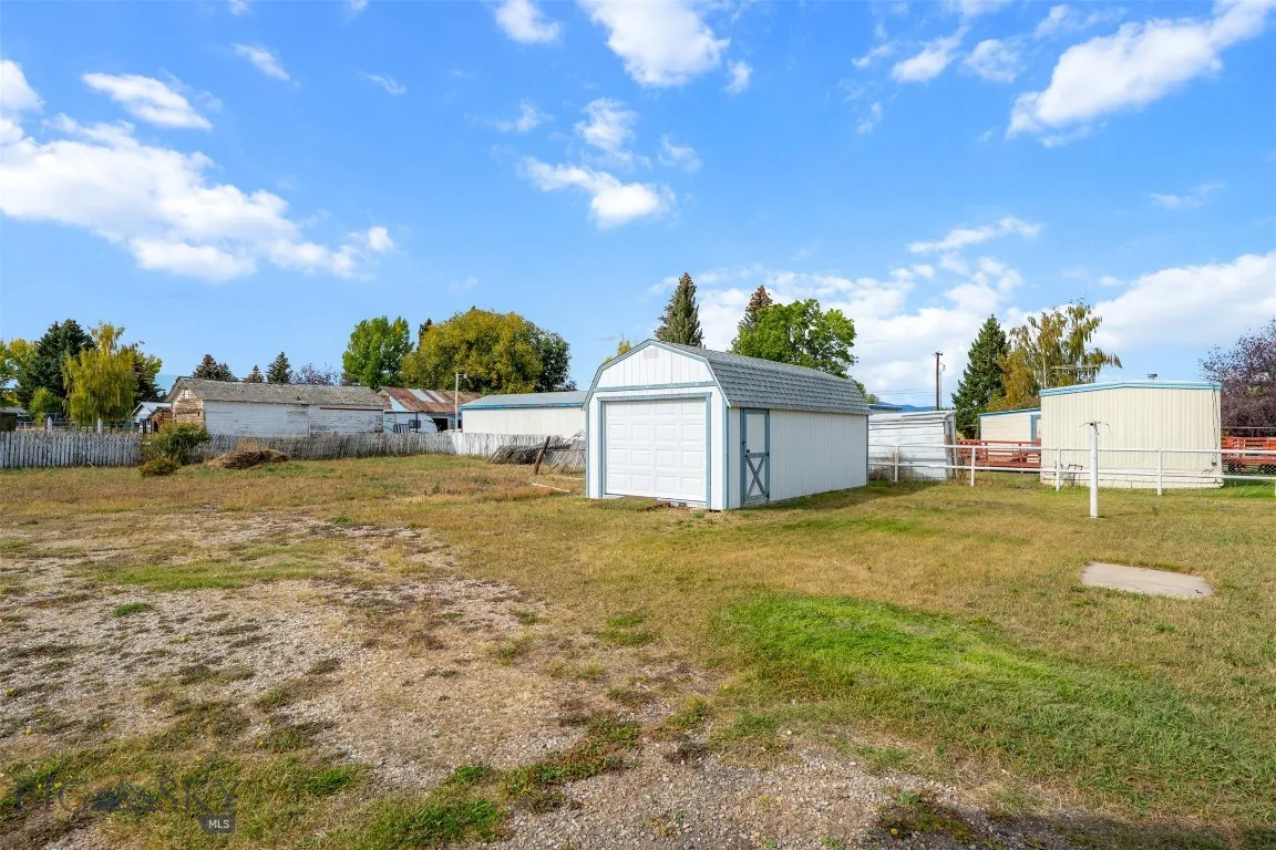 116 N Norris Avenue, Anaconda, Montana 59711, Anaconda, Montana 59711, 3 Bedrooms Bedrooms, ,1 BathroomBathrooms,Residential,For Sale,116 N Norris Avenue, Anaconda, Montana 59711,0,406406