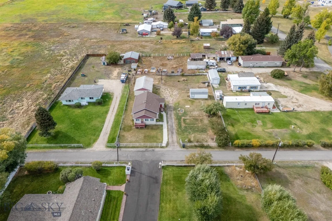 116 N Norris Avenue, Anaconda, Montana 59711, Anaconda, Montana 59711, 3 Bedrooms Bedrooms, ,1 BathroomBathrooms,Residential,For Sale,116 N Norris Avenue, Anaconda, Montana 59711,0,406406