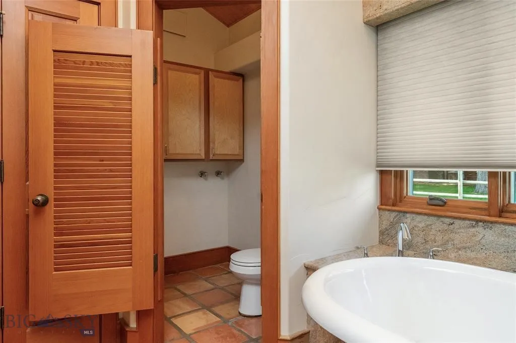 2715 Park Garden Lane, Great Falls, Montana 59404, Great Falls, Montana 59404, 5 Bedrooms Bedrooms, ,5 BathroomsBathrooms,Residential,For Sale,2715 Park Garden Lane, Great Falls, Montana 59404,0,406435