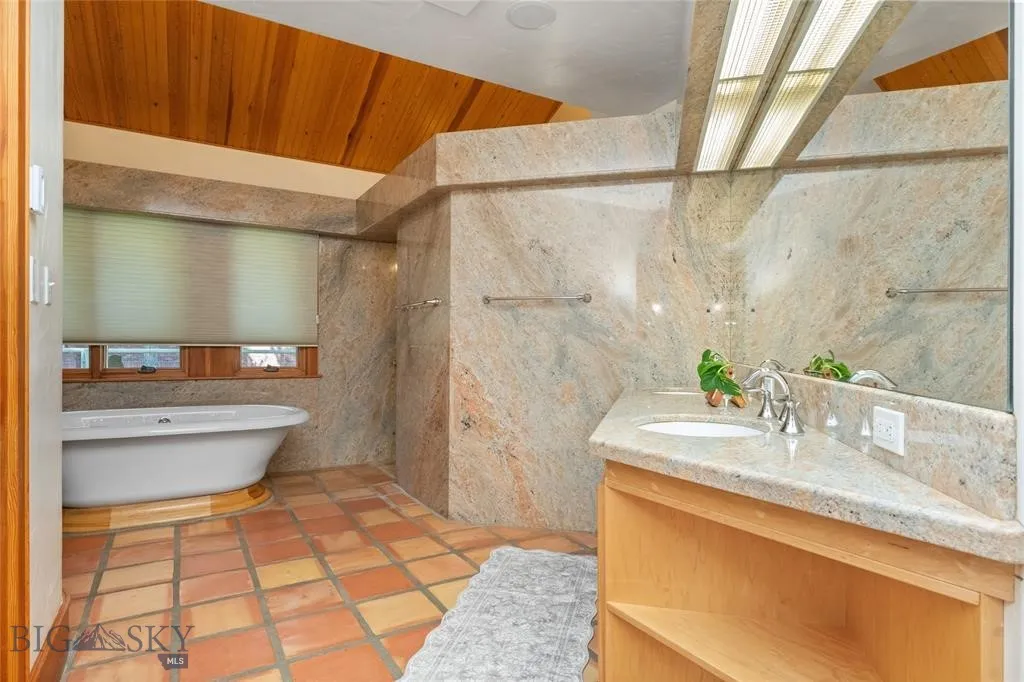 2715 Park Garden Lane, Great Falls, Montana 59404, Great Falls, Montana 59404, 5 Bedrooms Bedrooms, ,5 BathroomsBathrooms,Residential,For Sale,2715 Park Garden Lane, Great Falls, Montana 59404,0,406435