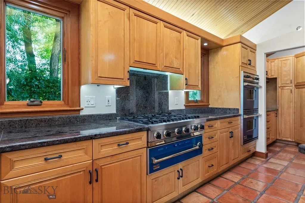 2715 Park Garden Lane, Great Falls, Montana 59404, Great Falls, Montana 59404, 5 Bedrooms Bedrooms, ,5 BathroomsBathrooms,Residential,For Sale,2715 Park Garden Lane, Great Falls, Montana 59404,0,406435