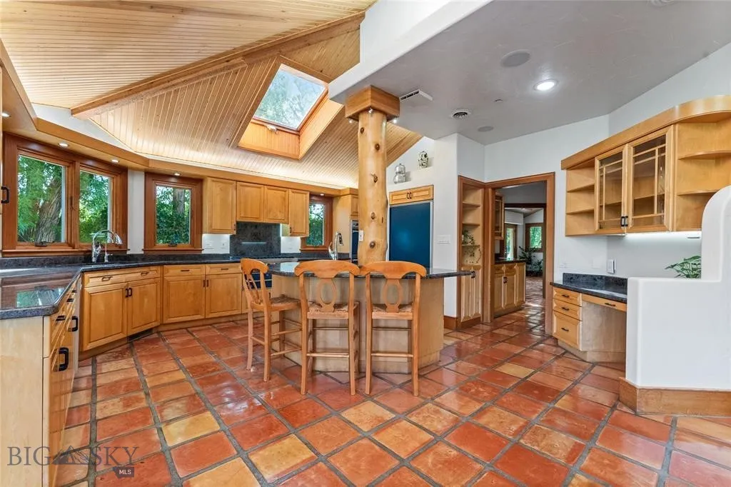 2715 Park Garden Lane, Great Falls, Montana 59404, Great Falls, Montana 59404, 5 Bedrooms Bedrooms, ,5 BathroomsBathrooms,Residential,For Sale,2715 Park Garden Lane, Great Falls, Montana 59404,0,406435