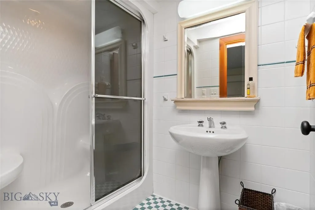 2715 Park Garden Lane, Great Falls, Montana 59404, Great Falls, Montana 59404, 5 Bedrooms Bedrooms, ,5 BathroomsBathrooms,Residential,For Sale,2715 Park Garden Lane, Great Falls, Montana 59404,0,406435