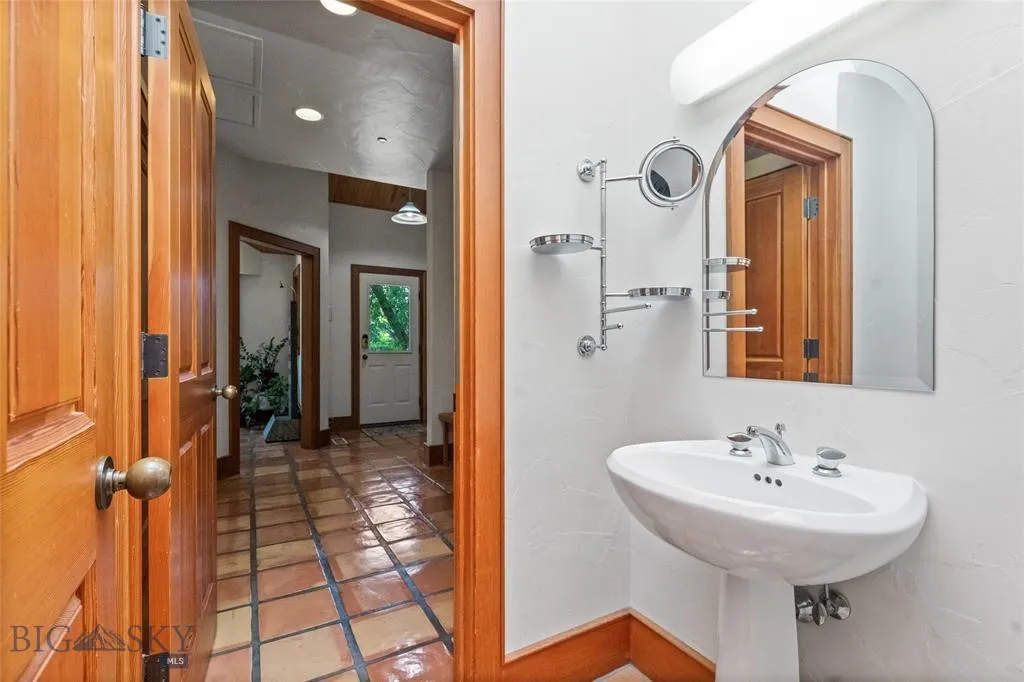 2715 Park Garden Lane, Great Falls, Montana 59404, Great Falls, Montana 59404, 5 Bedrooms Bedrooms, ,5 BathroomsBathrooms,Residential,For Sale,2715 Park Garden Lane, Great Falls, Montana 59404,0,406435