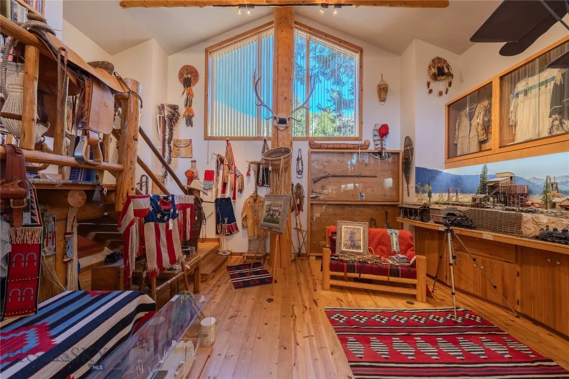 170 Loop Lane, West Yellowstone, Montana 59758, West Yellowstone, Montana 59758, 3 Bedrooms Bedrooms, ,2 BathroomsBathrooms,Residential,For Sale,170 Loop Lane, West Yellowstone, Montana 59758,0,406407