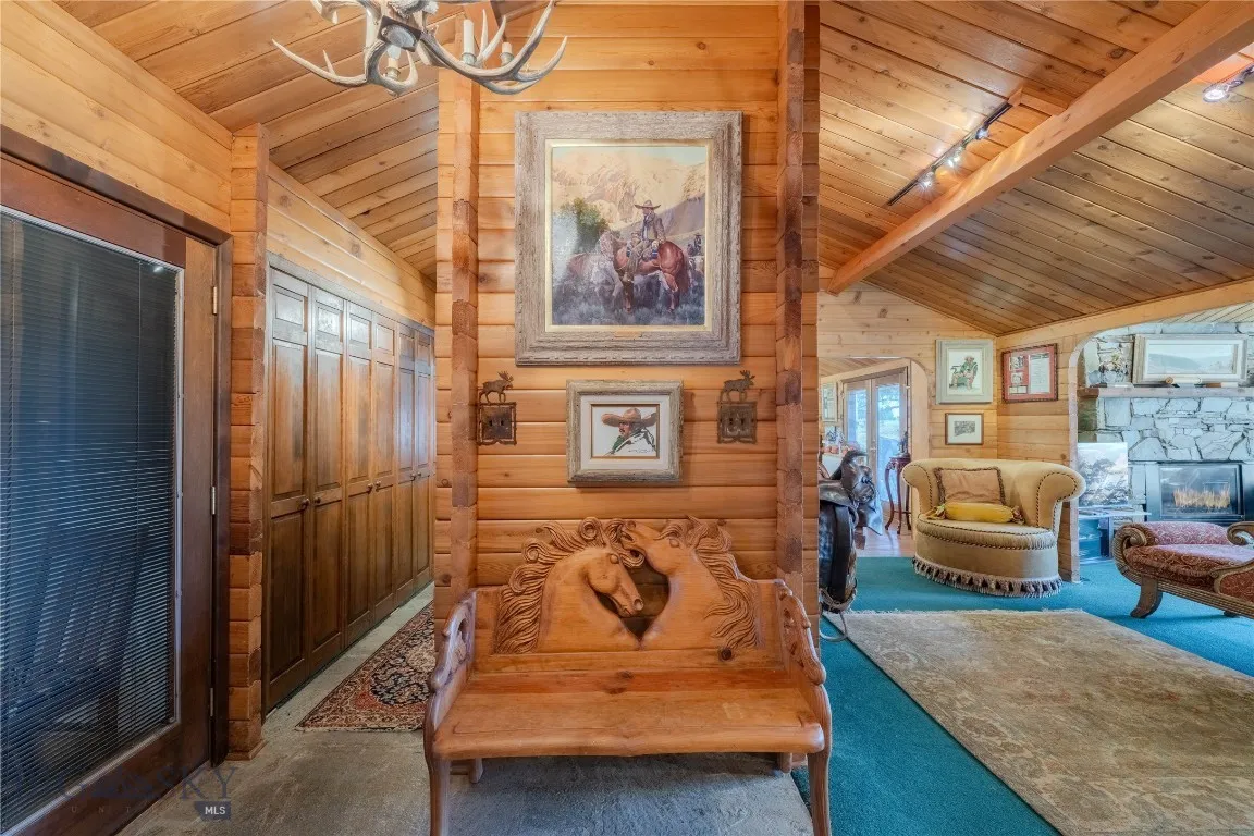 170 Loop Lane, West Yellowstone, Montana 59758, West Yellowstone, Montana 59758, 3 Bedrooms Bedrooms, ,2 BathroomsBathrooms,Residential,For Sale,170 Loop Lane, West Yellowstone, Montana 59758,0,406407