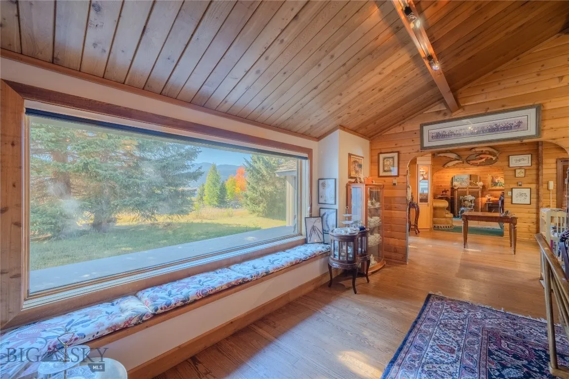 170 Loop Lane, West Yellowstone, Montana 59758, West Yellowstone, Montana 59758, 3 Bedrooms Bedrooms, ,2 BathroomsBathrooms,Residential,For Sale,170 Loop Lane, West Yellowstone, Montana 59758,0,406407