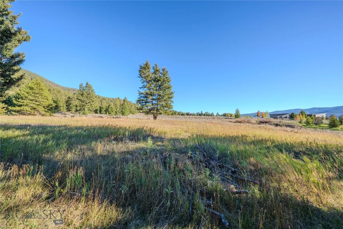 170 Loop Lane, West Yellowstone, Montana 59758, West Yellowstone, Montana 59758, 3 Bedrooms Bedrooms, ,2 BathroomsBathrooms,Residential,For Sale,170 Loop Lane, West Yellowstone, Montana 59758,0,406407