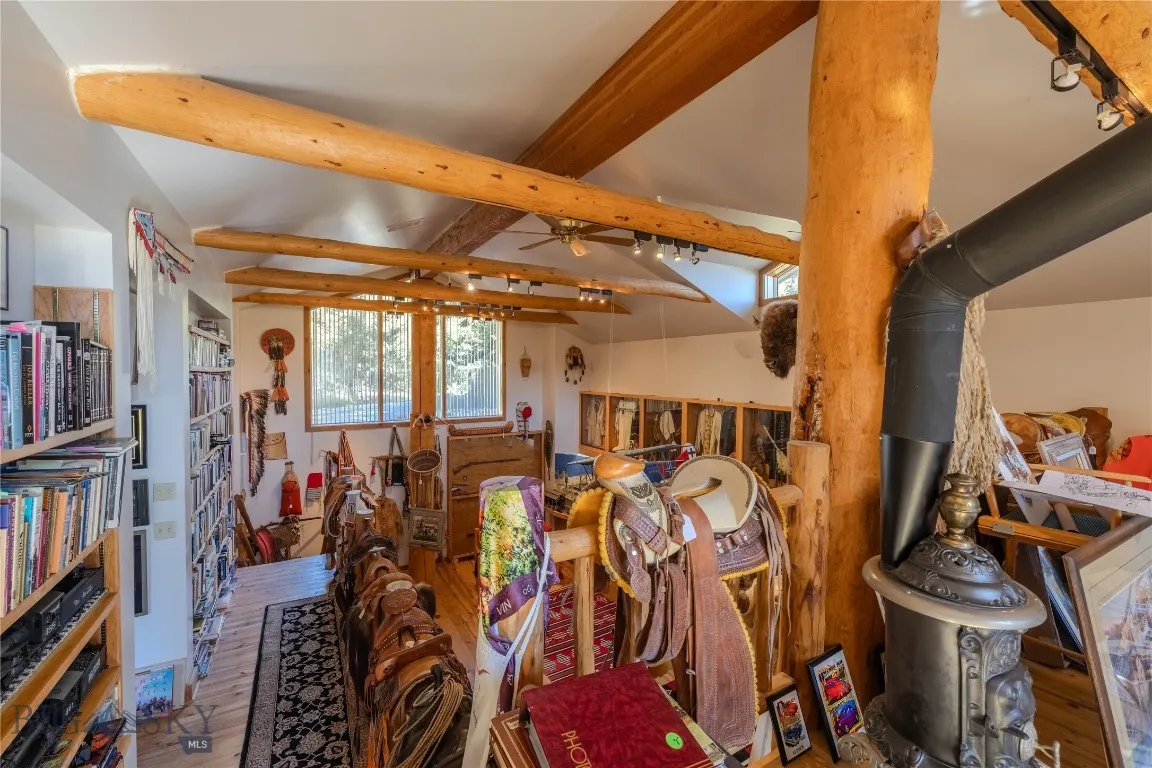170 Loop Lane, West Yellowstone, Montana 59758, West Yellowstone, Montana 59758, 3 Bedrooms Bedrooms, ,2 BathroomsBathrooms,Residential,For Sale,170 Loop Lane, West Yellowstone, Montana 59758,0,406407