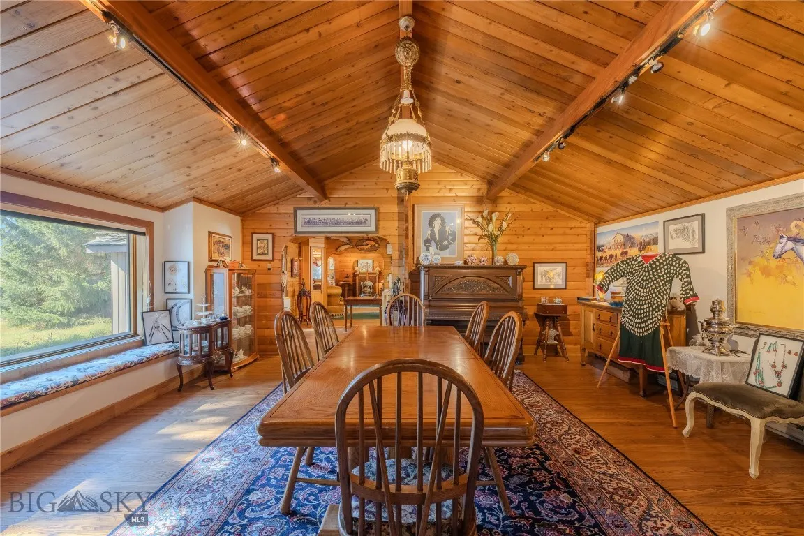 170 Loop Lane, West Yellowstone, Montana 59758, West Yellowstone, Montana 59758, 3 Bedrooms Bedrooms, ,2 BathroomsBathrooms,Residential,For Sale,170 Loop Lane, West Yellowstone, Montana 59758,0,406407