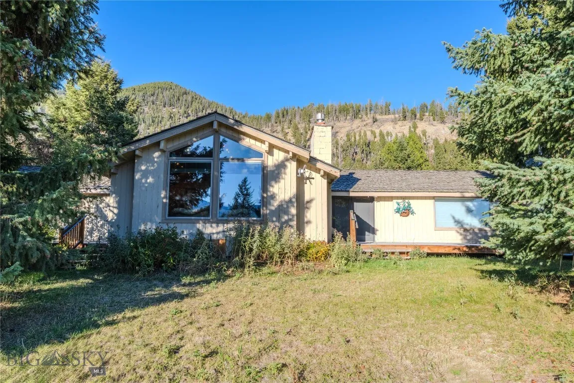 170 Loop Lane, West Yellowstone, Montana 59758, West Yellowstone, Montana 59758, 3 Bedrooms Bedrooms, ,2 BathroomsBathrooms,Residential,For Sale,170 Loop Lane, West Yellowstone, Montana 59758,0,406407