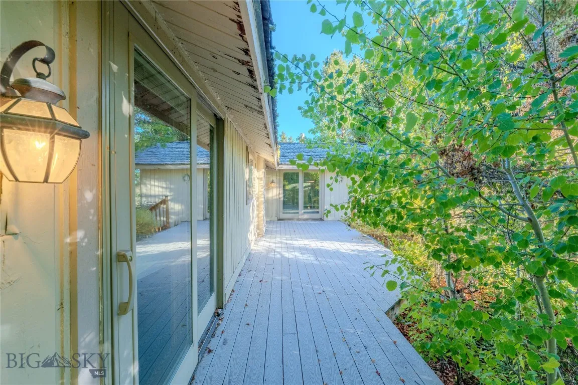 170 Loop Lane, West Yellowstone, Montana 59758, West Yellowstone, Montana 59758, 3 Bedrooms Bedrooms, ,2 BathroomsBathrooms,Residential,For Sale,170 Loop Lane, West Yellowstone, Montana 59758,0,406407