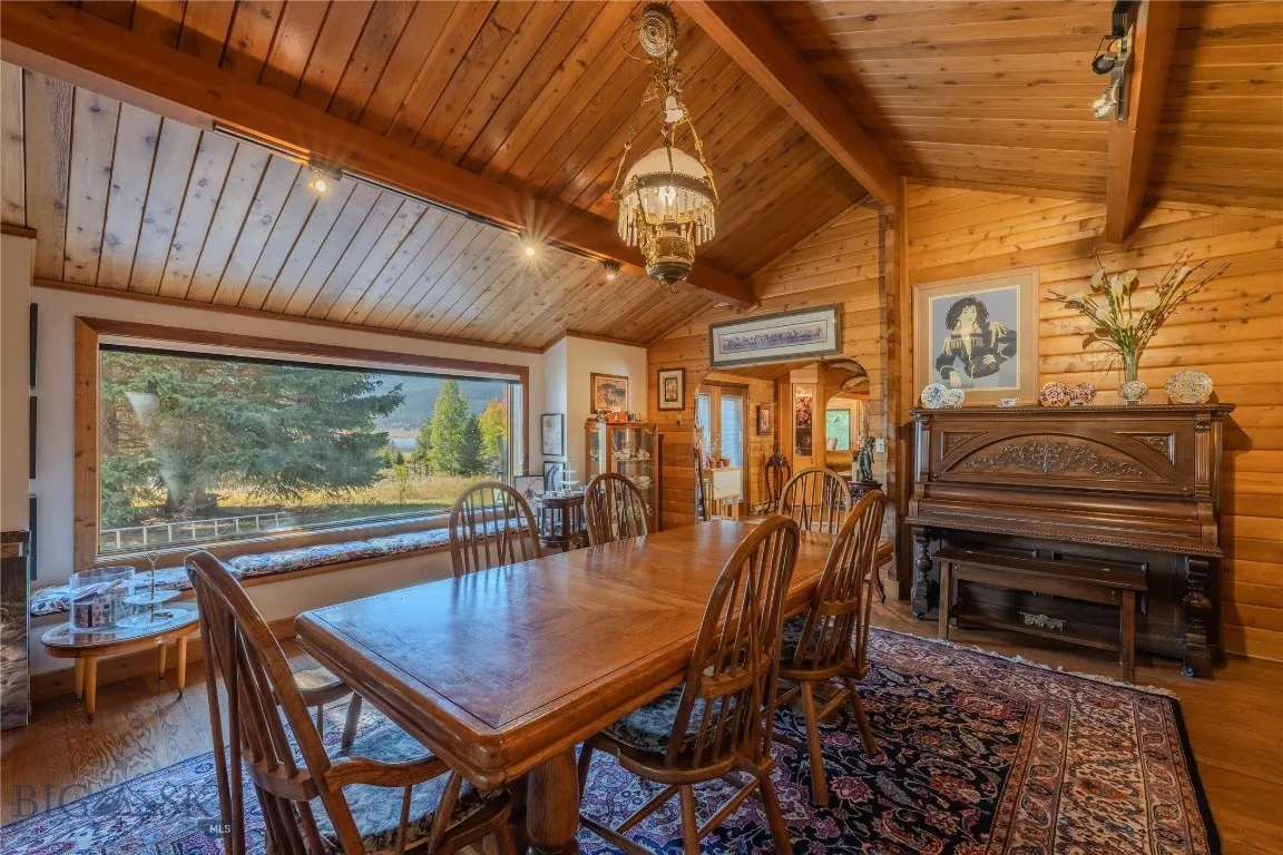 170 Loop Lane, West Yellowstone, Montana 59758, West Yellowstone, Montana 59758, 3 Bedrooms Bedrooms, ,2 BathroomsBathrooms,Residential,For Sale,170 Loop Lane, West Yellowstone, Montana 59758,0,406407