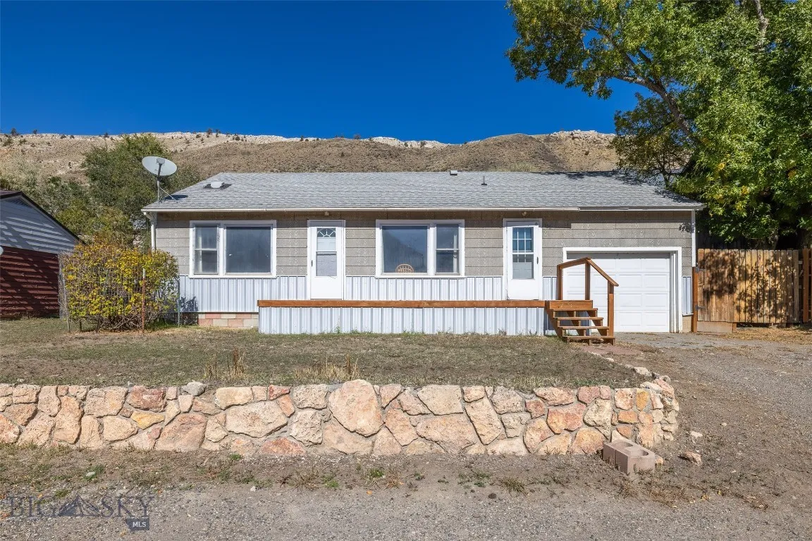 106 Travertine Street, Gardiner, Montana 59030, Gardiner, Montana 59030, 2 Bedrooms Bedrooms, ,1 BathroomBathrooms,Residential,For Sale,106 Travertine Street, Gardiner, Montana 59030,0,406460