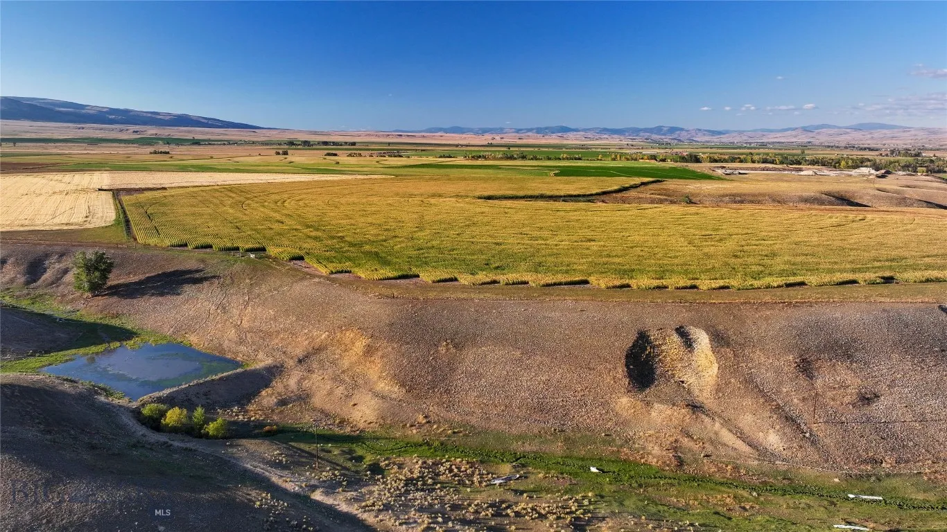 1120 Yellowstone Trail, Deer Lodge, Montana 59722, Deer Lodge, Montana 59722, 3 Bedrooms Bedrooms, ,2 BathroomsBathrooms,Farm,For Sale,1120 Yellowstone Trail, Deer Lodge, Montana 59722,0,406434
