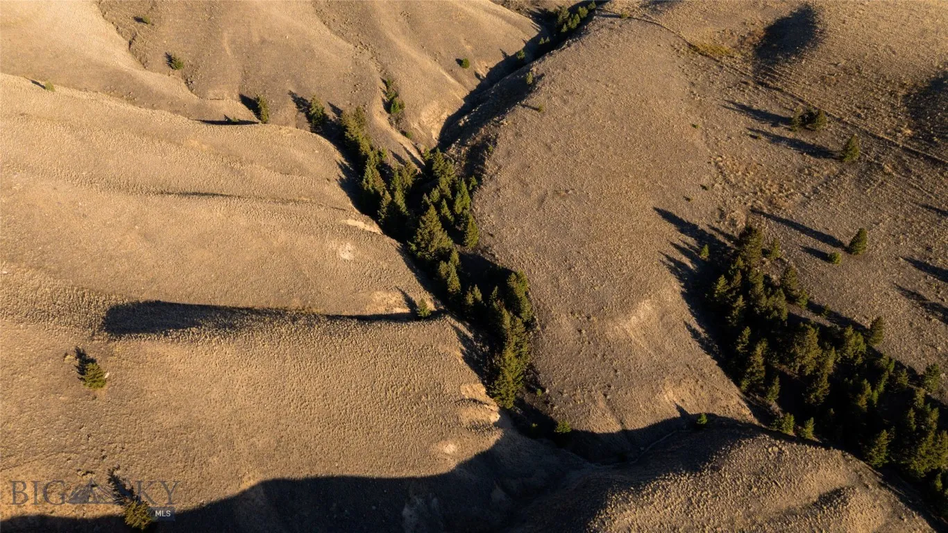 1120 Yellowstone Trail, Deer Lodge, Montana 59722, Deer Lodge, Montana 59722, 3 Bedrooms Bedrooms, ,2 BathroomsBathrooms,Farm,For Sale,1120 Yellowstone Trail, Deer Lodge, Montana 59722,0,406434