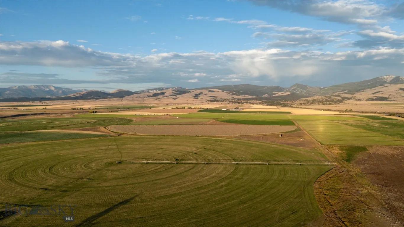 1120 Yellowstone Trail, Deer Lodge, Montana 59722, Deer Lodge, Montana 59722, 3 Bedrooms Bedrooms, ,2 BathroomsBathrooms,Farm,For Sale,1120 Yellowstone Trail, Deer Lodge, Montana 59722,0,406434