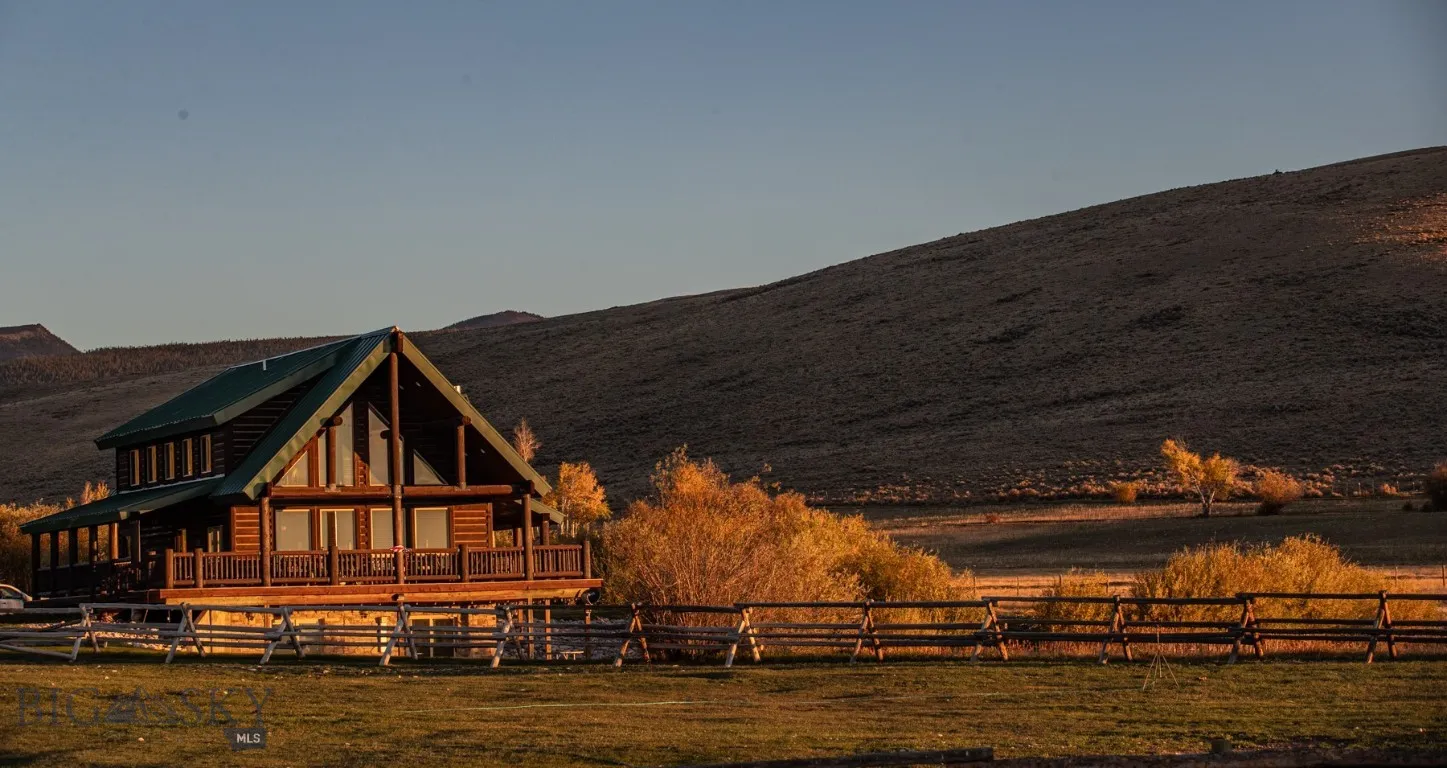 3007 Coyote Creek, Dillon, Montana 59725, Dillon, Montana 59725, 3 Bedrooms Bedrooms, ,2 BathroomsBathrooms,Farm,For Sale,3007 Coyote Creek, Dillon, Montana 59725,0,406303