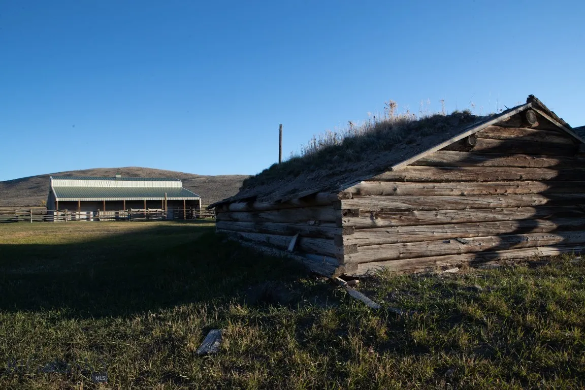 3007 Coyote Creek, Dillon, Montana 59725, Dillon, Montana 59725, 3 Bedrooms Bedrooms, ,2 BathroomsBathrooms,Farm,For Sale,3007 Coyote Creek, Dillon, Montana 59725,0,406303