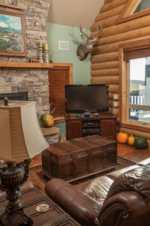 3007 Coyote Creek, Dillon, Montana 59725, Dillon, Montana 59725, 3 Bedrooms Bedrooms, ,2 BathroomsBathrooms,Farm,For Sale,3007 Coyote Creek, Dillon, Montana 59725,0,406303