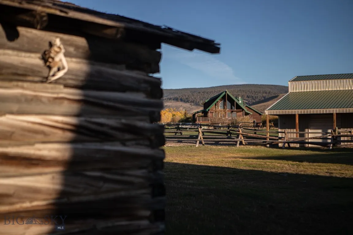 3007 Coyote Creek, Dillon, Montana 59725, Dillon, Montana 59725, 3 Bedrooms Bedrooms, ,2 BathroomsBathrooms,Farm,For Sale,3007 Coyote Creek, Dillon, Montana 59725,0,406303