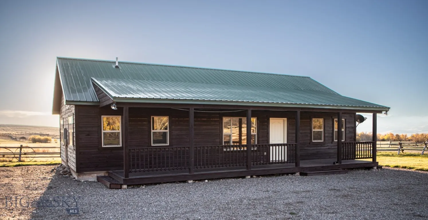 3007 Coyote Creek, Dillon, Montana 59725, Dillon, Montana 59725, 3 Bedrooms Bedrooms, ,2 BathroomsBathrooms,Farm,For Sale,3007 Coyote Creek, Dillon, Montana 59725,0,406303