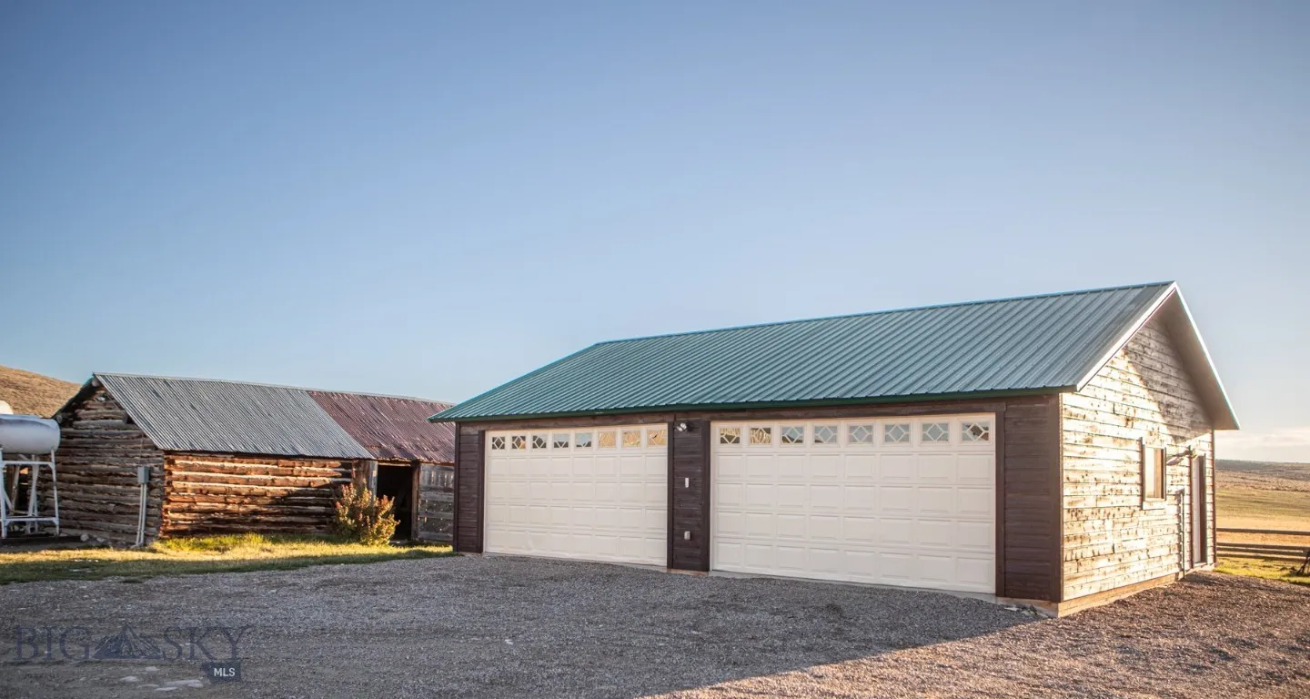 3007 Coyote Creek, Dillon, Montana 59725, Dillon, Montana 59725, 3 Bedrooms Bedrooms, ,2 BathroomsBathrooms,Farm,For Sale,3007 Coyote Creek, Dillon, Montana 59725,0,406303