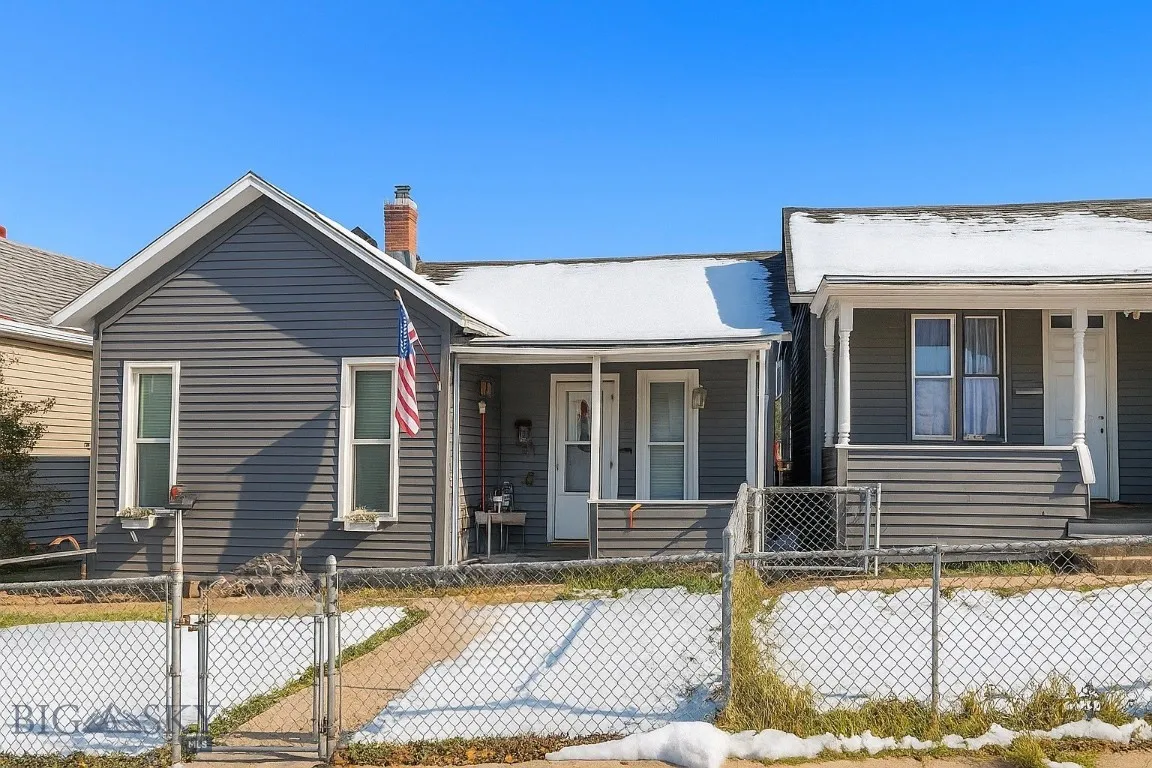 1017 & 1023 Utah Avenue, Butte, Montana 59701, Butte, Montana 59701, ,Residential Income,For Sale,1017 & 1023 Utah Avenue, Butte, Montana 59701,0,406488