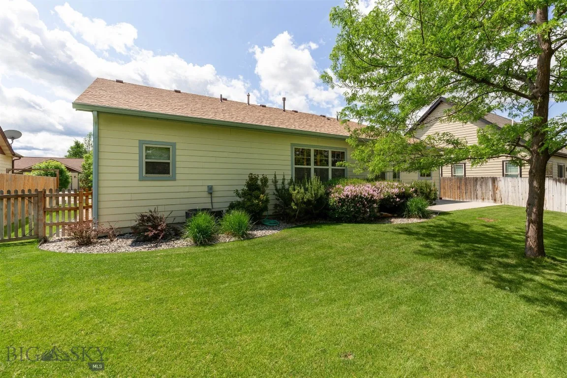 93 Cedar Shade Lane, Bozeman, Montana 59718, Bozeman, Montana 59718, 3 Bedrooms Bedrooms, ,2 BathroomsBathrooms,Residential,For Sale,93 Cedar Shade Lane, Bozeman, Montana 59718,0,406480