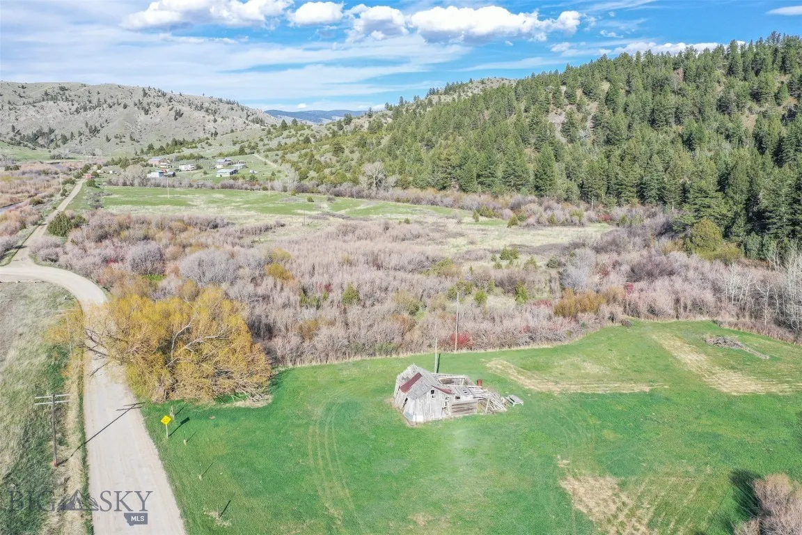 26580 Dry Creek Rd, Belgrade, Montana 59714, Belgrade, Montana 59714, ,Land,For Sale,26580 Dry Creek Rd, Belgrade, Montana 59714,0,406529